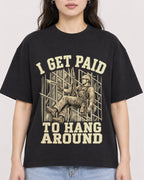 Mockup Boxy Heavyweight Tee Black female close-up 03