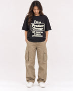 Mockup Boxy Heavyweight Tee Black female full-body 02