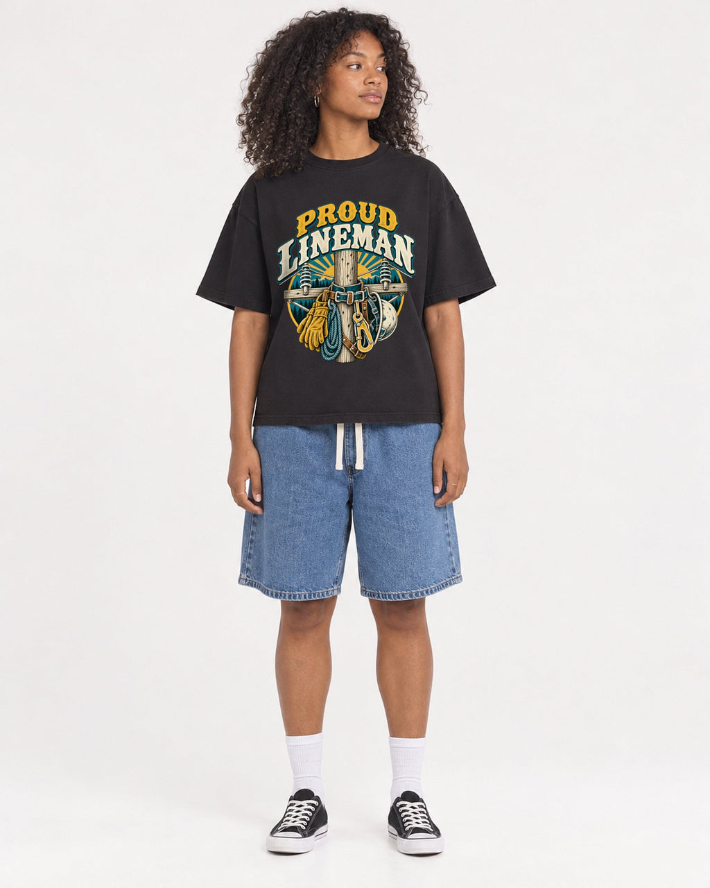 Mockup Boxy Heavyweight Tee Black female full-body 05