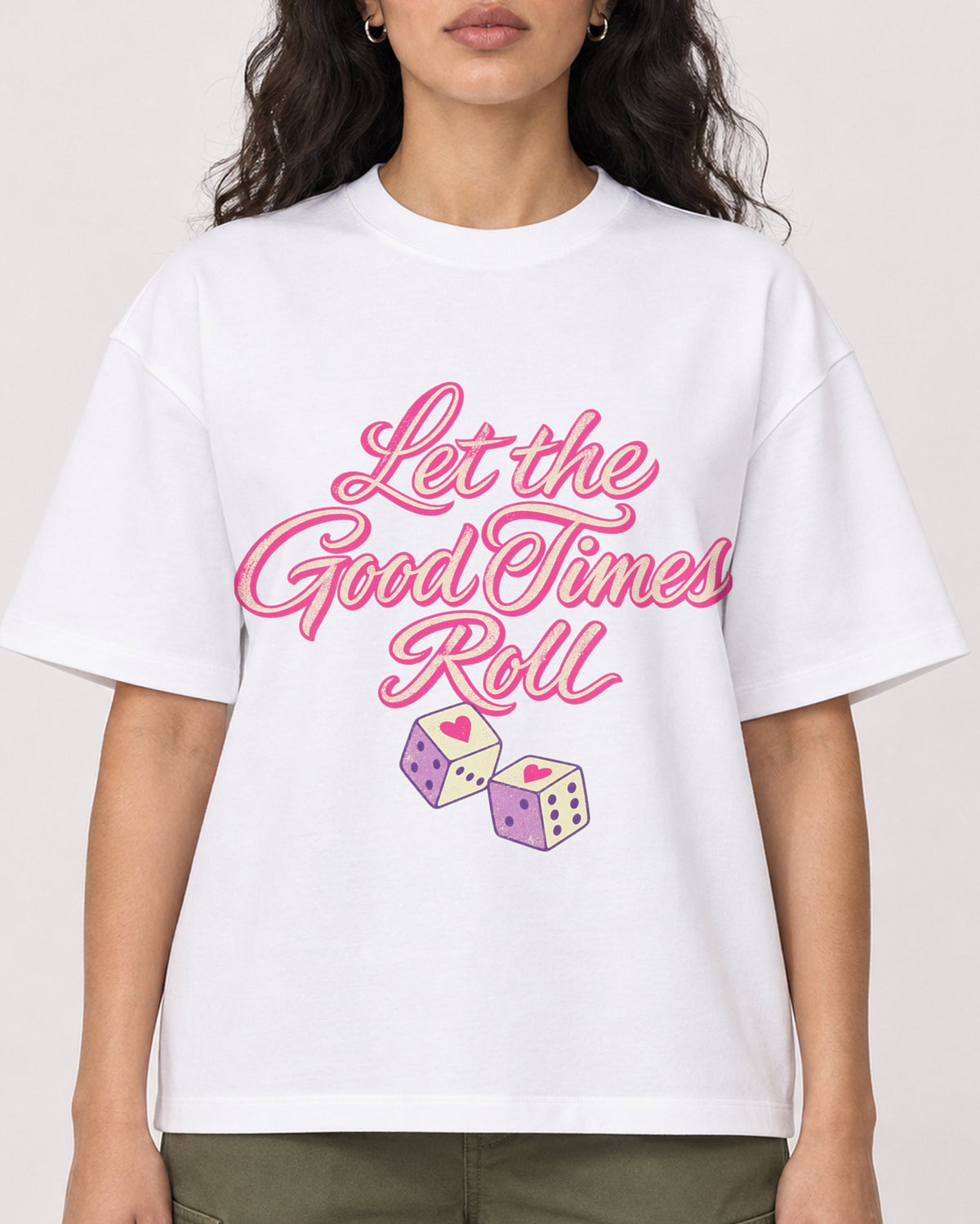 Mockup Boxy Heavyweight Tee White female close-up 07