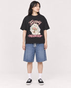 Mockup Boxy Heavyweight Tee Black female full-body 13