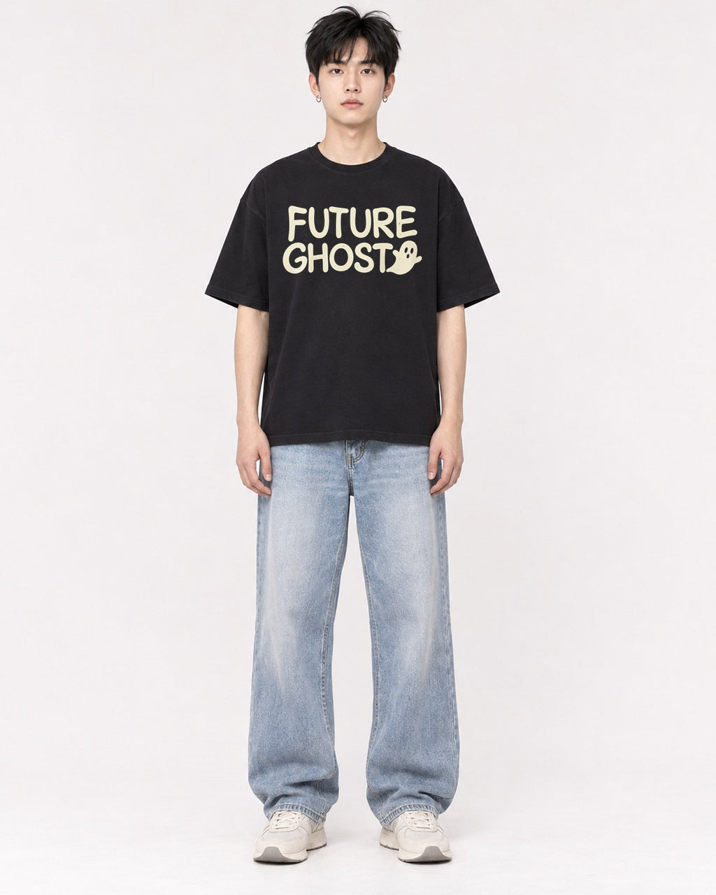 Mockup Boxy Heavyweight Tee Black male full-body 01