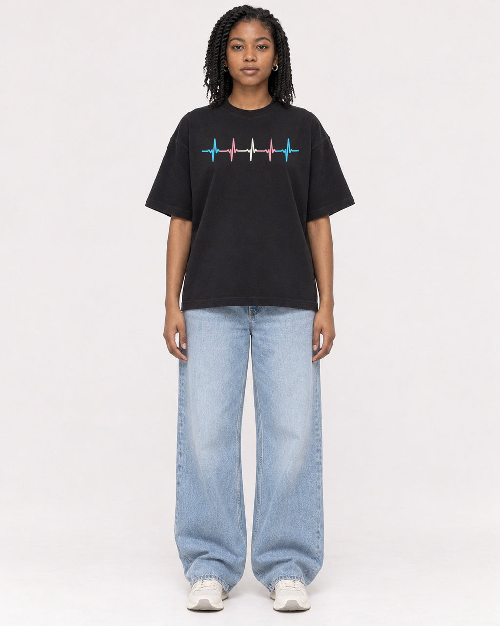 Mockup Boxy Heavyweight Tee Black female full-body 15
