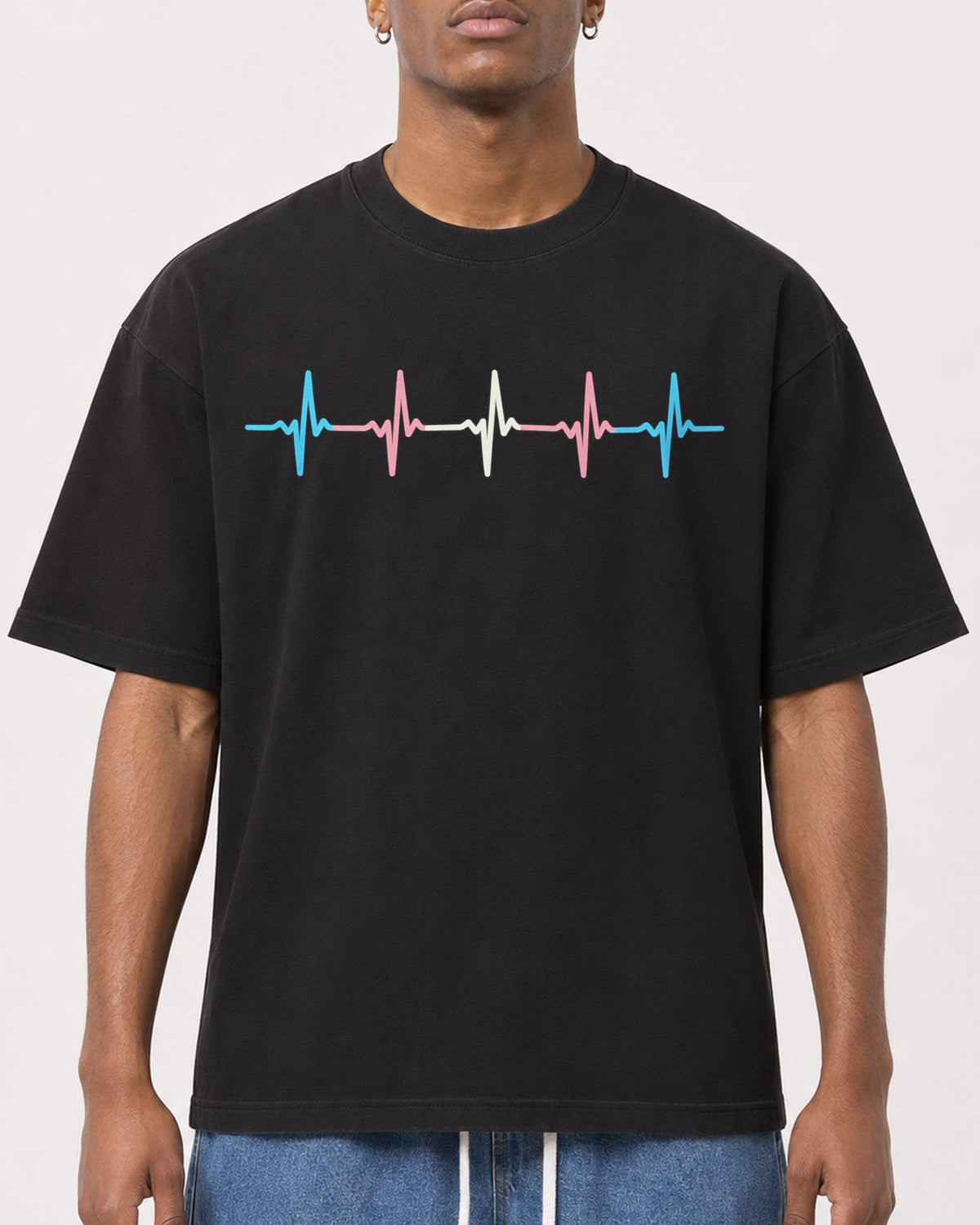 Mockup Boxy Heavyweight Tee Black male close-up 15