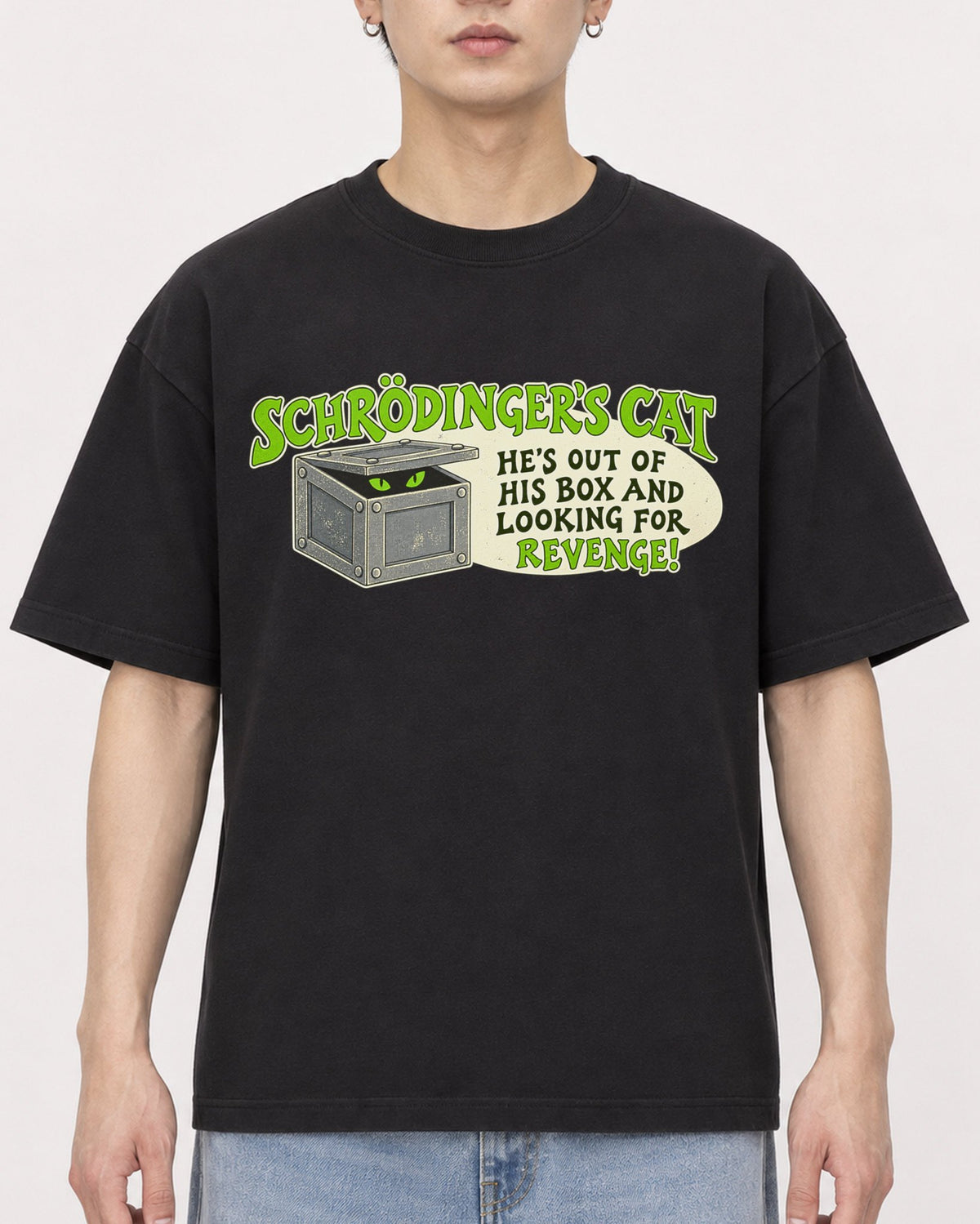 Mockup Boxy Heavyweight Tee Black male close-up 01