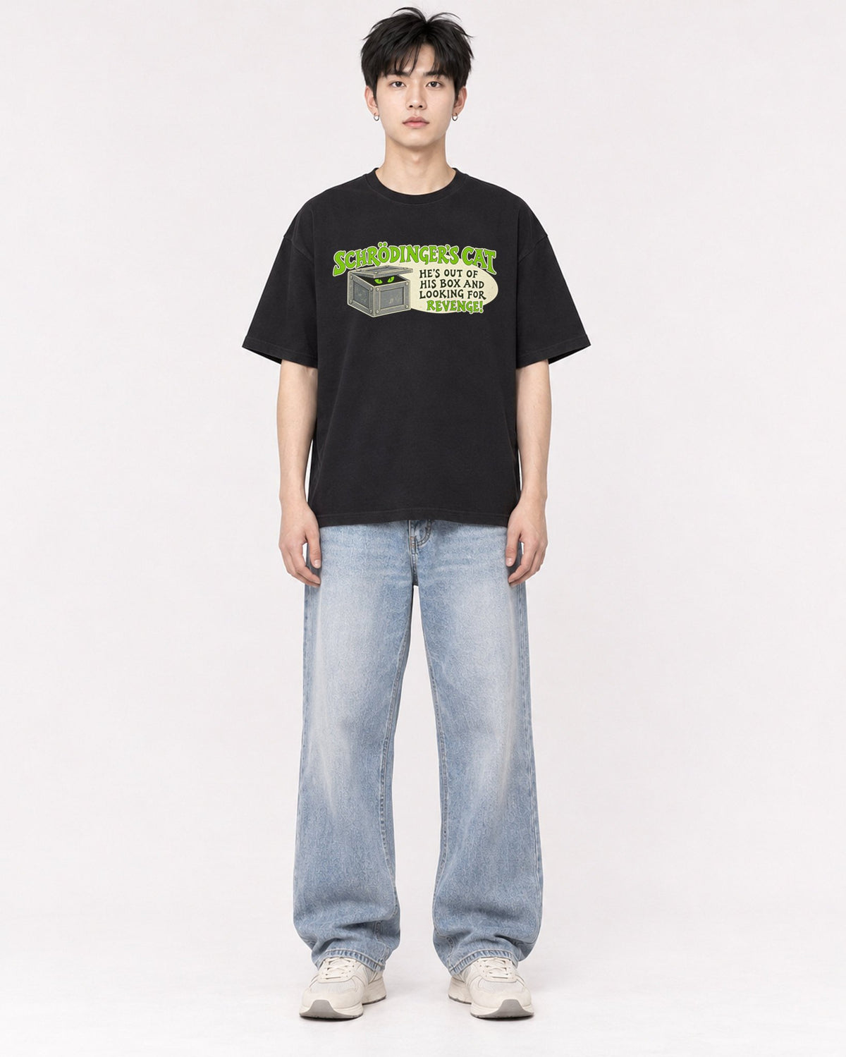 Mockup Boxy Heavyweight Tee Black male full-body 01