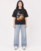 Mockup Boxy Heavyweight Tee Black female full-body 03