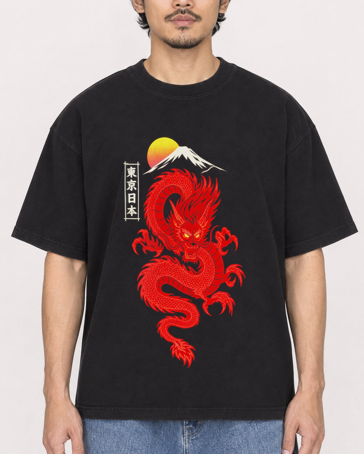 Mockup Boxy Heavyweight Tee Black male close-up 02