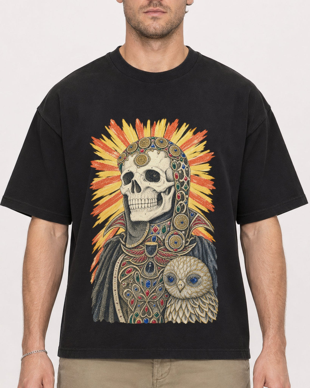 Mockup Boxy Heavyweight Tee Black male close-up 08