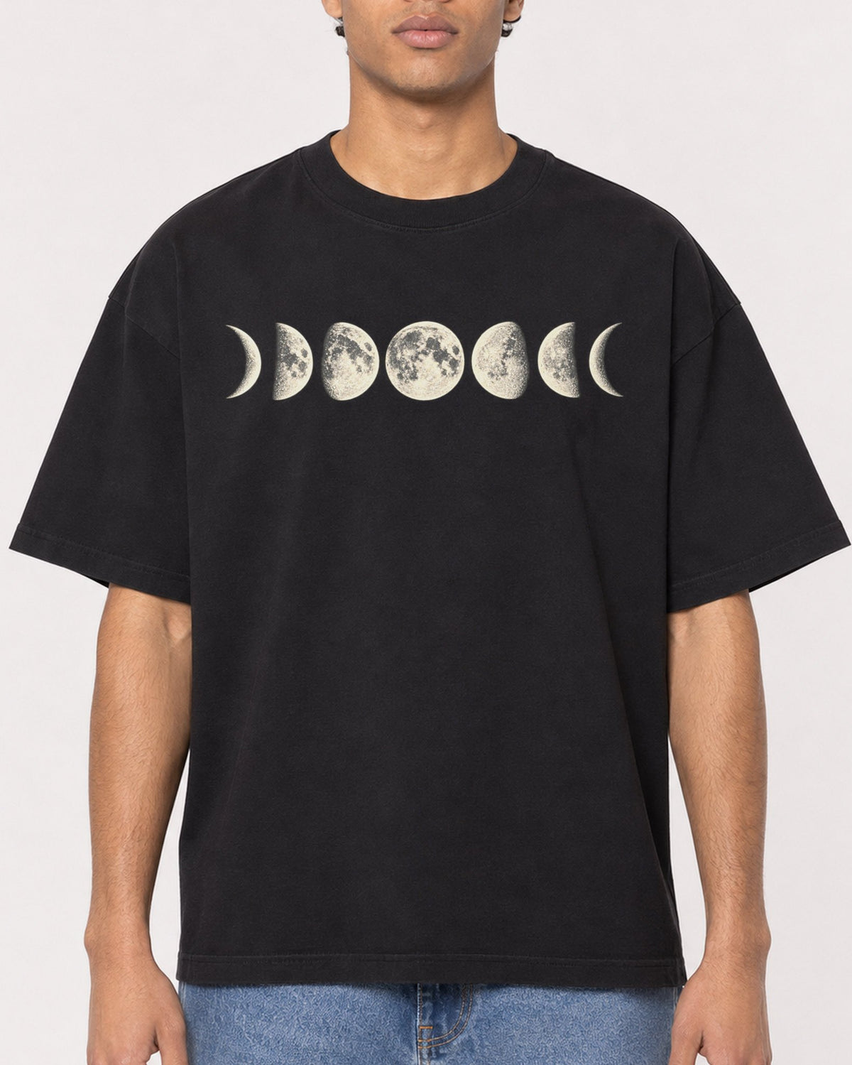 Mockup Boxy Heavyweight Tee Black male close-up 10
