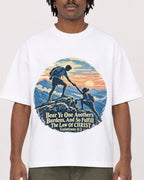 Mockup Boxy Heavyweight Tee White male close-up 04