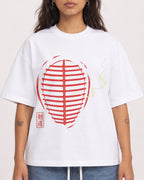 Mockup Boxy Heavyweight Tee White female close-up 06