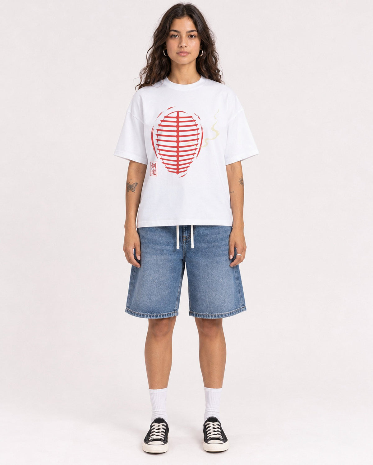 Mockup Boxy Heavyweight Tee White female full-body 06