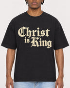 Mockup Boxy Heavyweight Tee Black male close-up 05