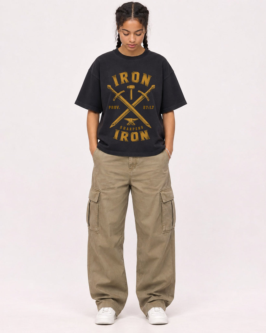 Mockup Boxy Heavyweight Tee Black female full-body 50