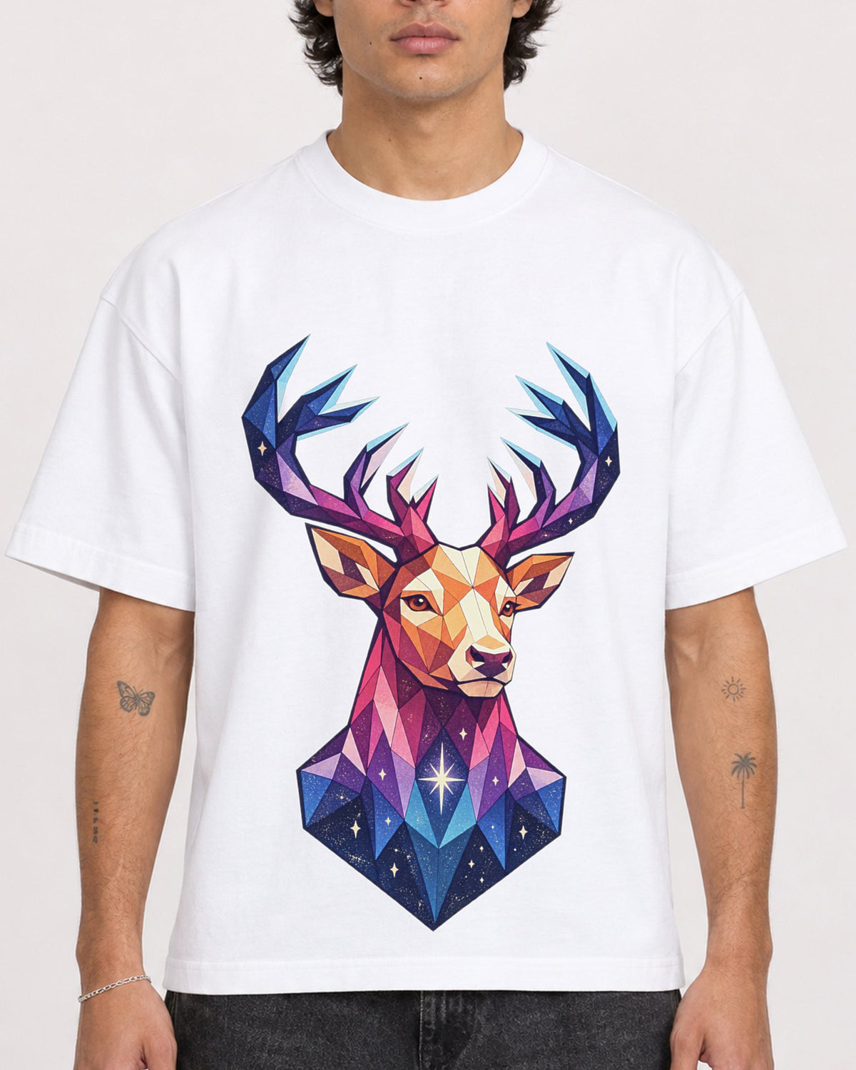 Mockup Boxy Heavyweight Tee White male close-up 30