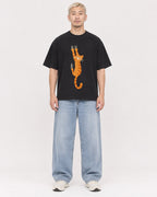 Mockup Boxy Heavyweight Tee Black male full-body 33