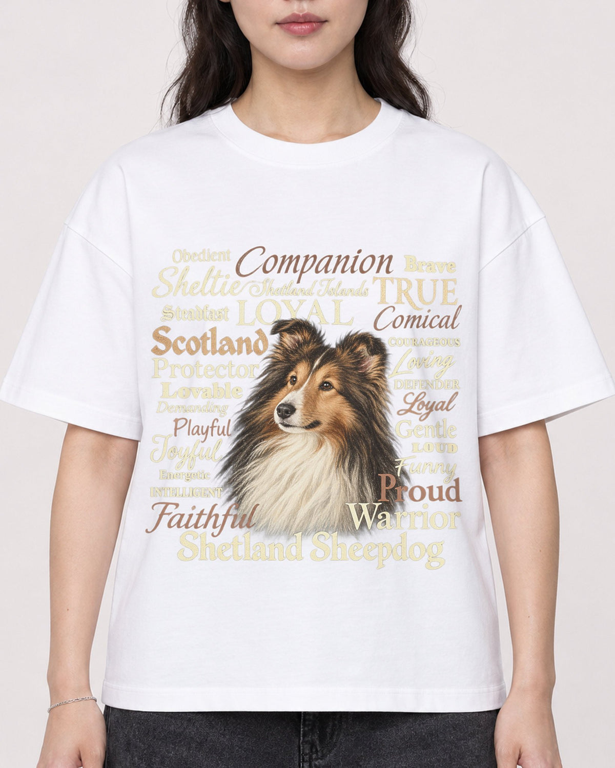 Mockup Boxy Heavyweight Tee White female close-up 03