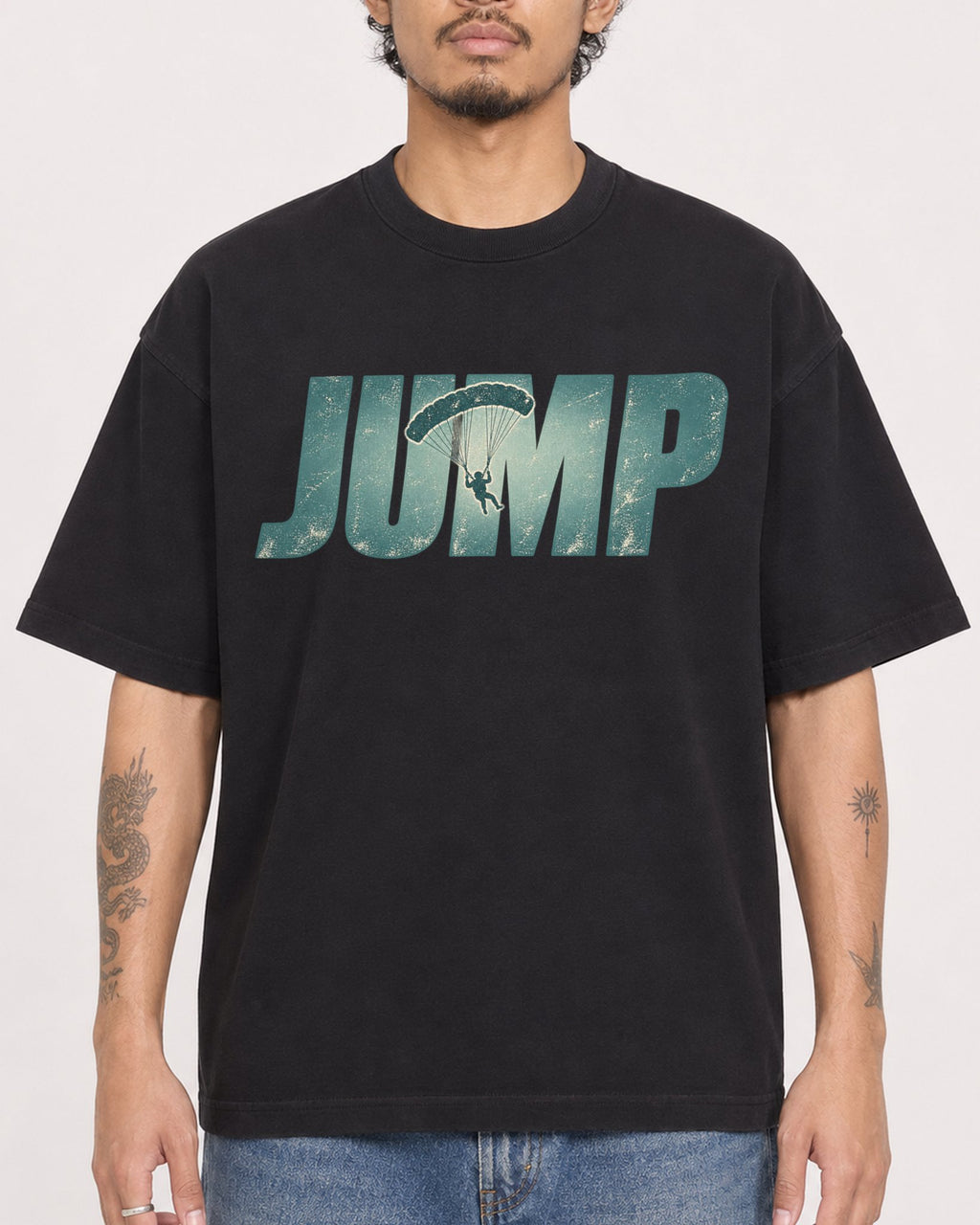 Mockup Boxy Heavyweight Tee Black male close-up 42