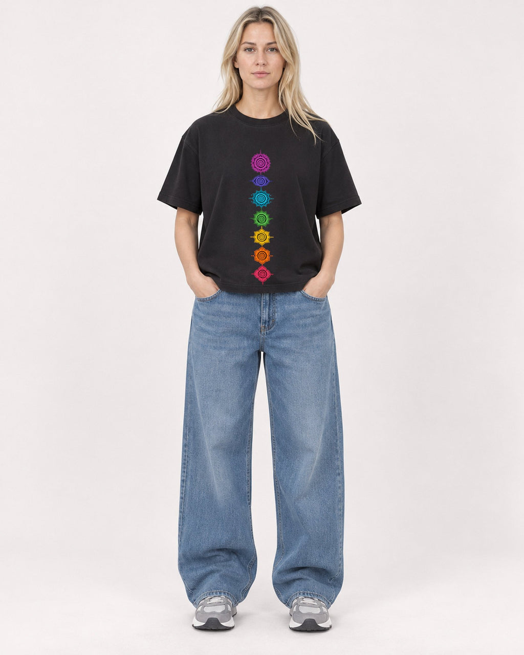 Mockup Boxy Heavyweight Tee Black female full-body 08