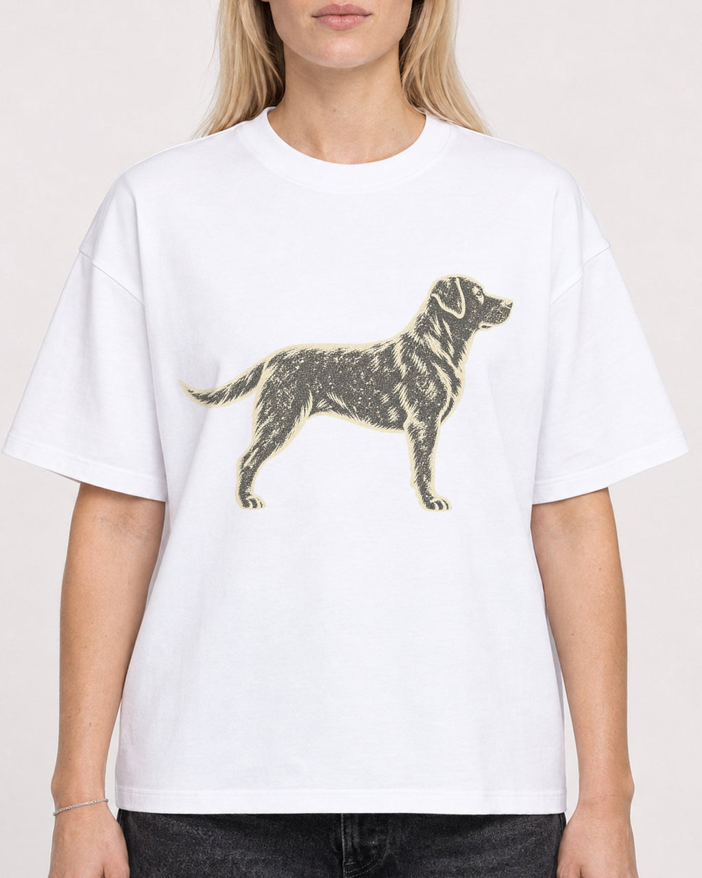 Mockup Boxy Heavyweight Tee White female close-up 08