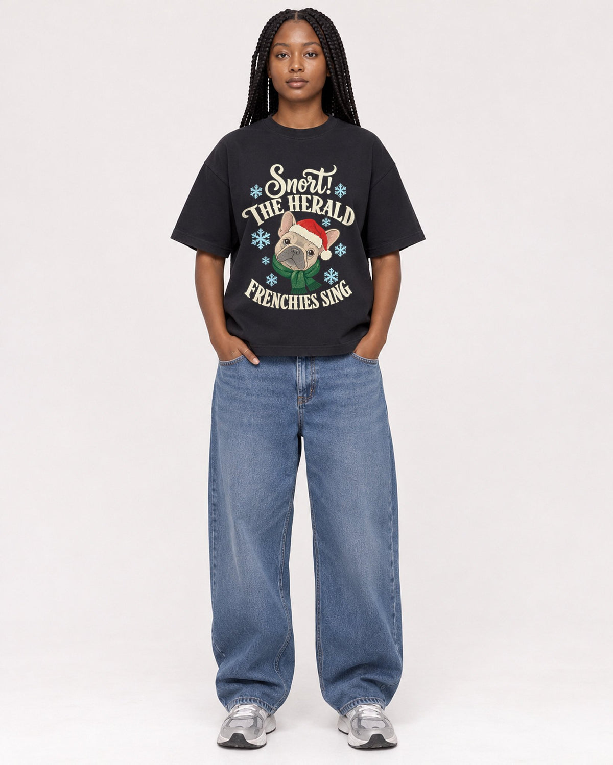 Mockup Boxy Heavyweight Tee Black female full-body 04