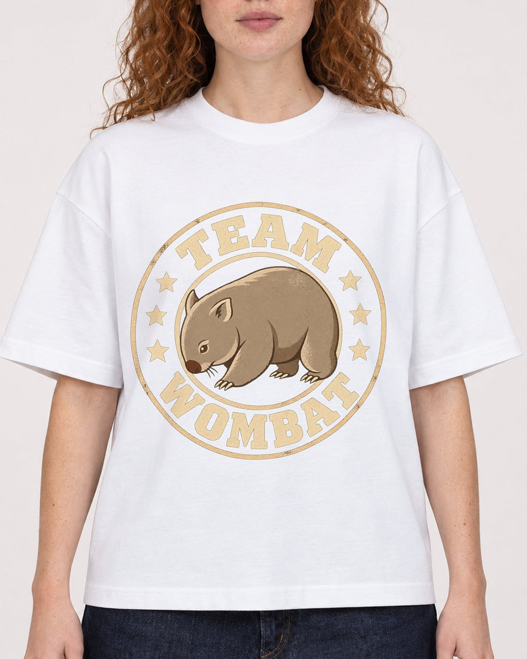 Mockup Boxy Heavyweight Tee White female close-up 09