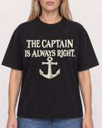 Mockup Boxy Heavyweight Tee Black female close-up 08