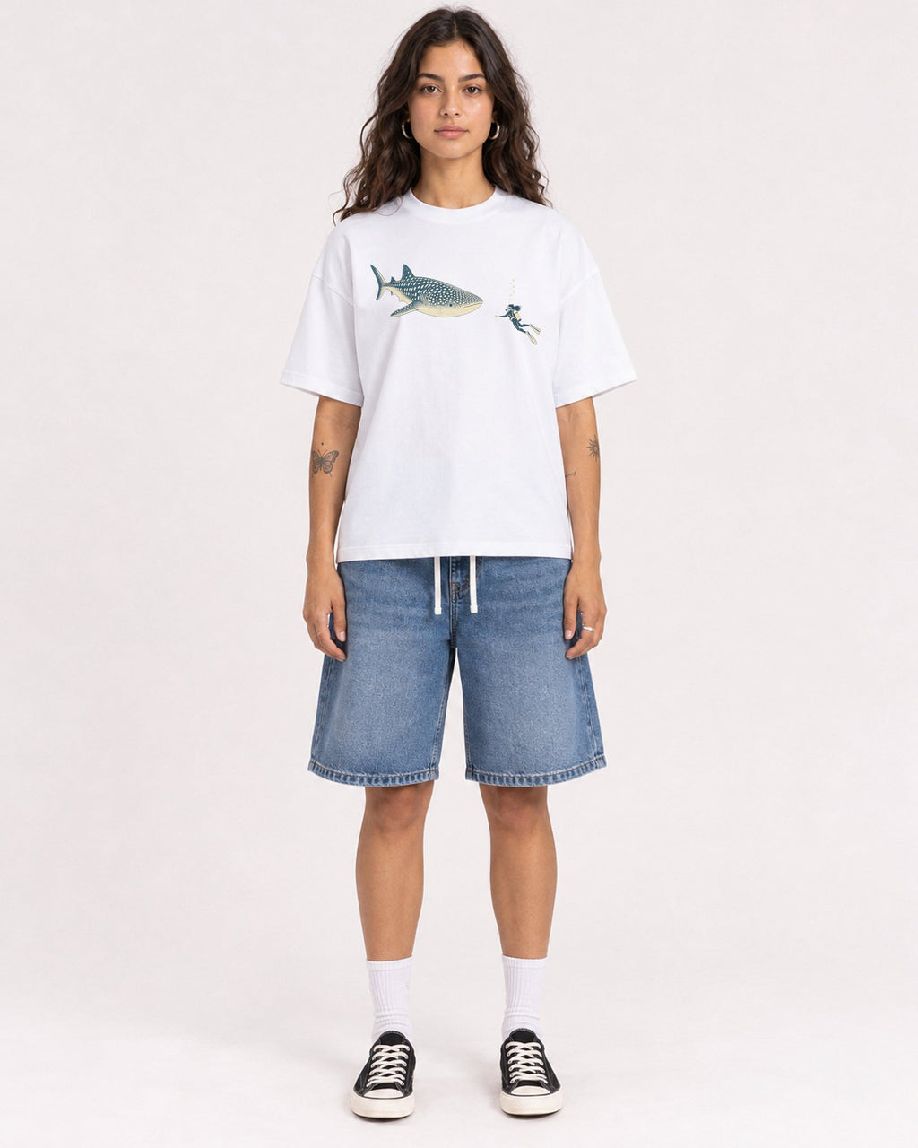 Mockup Boxy Heavyweight Tee White female full-body 06