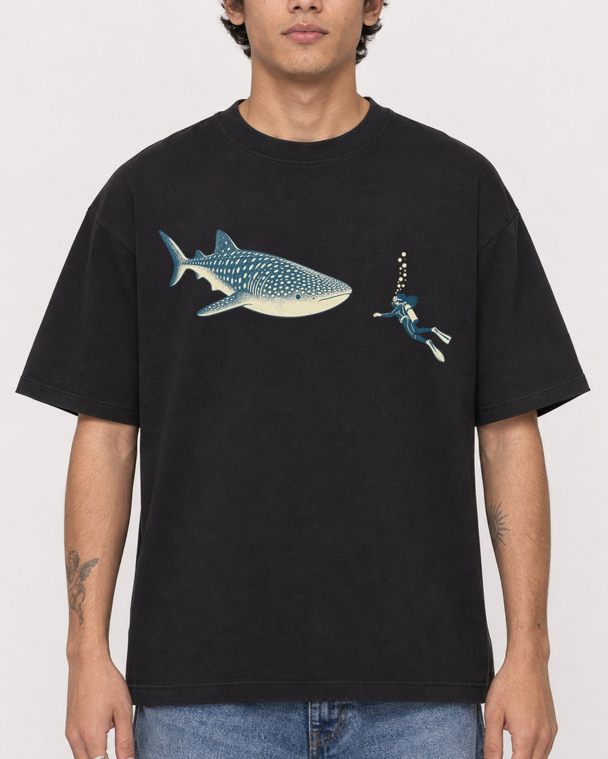 Mockup Boxy Heavyweight Tee Black male close-up 06