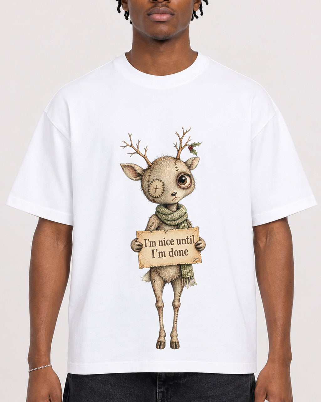 Mockup Boxy Heavyweight Tee White male close-up 05