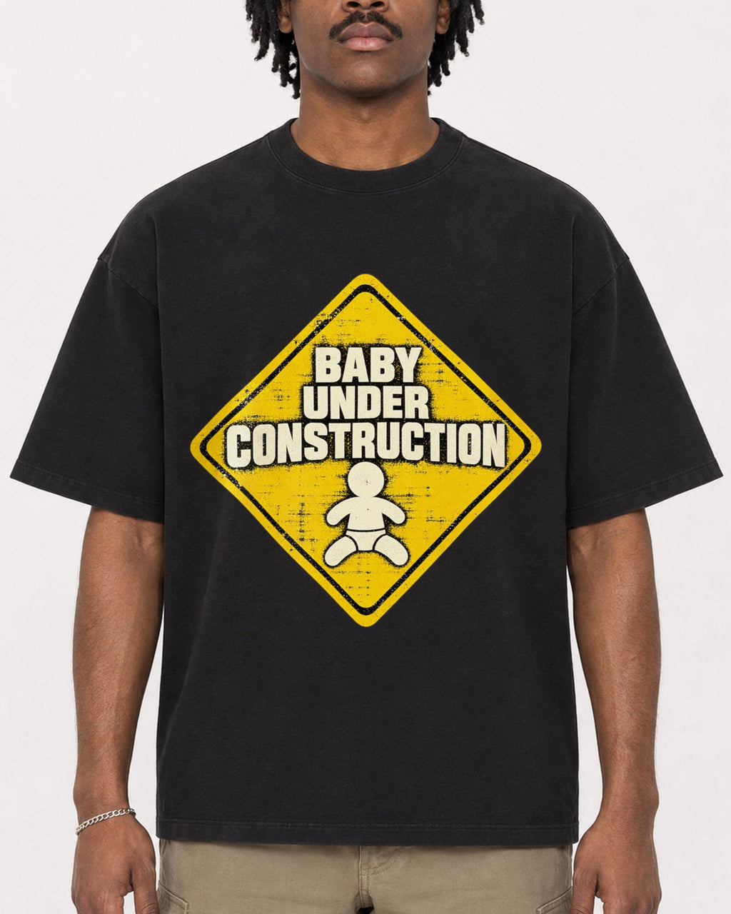 Mockup Boxy Heavyweight Tee Black male close-up 04