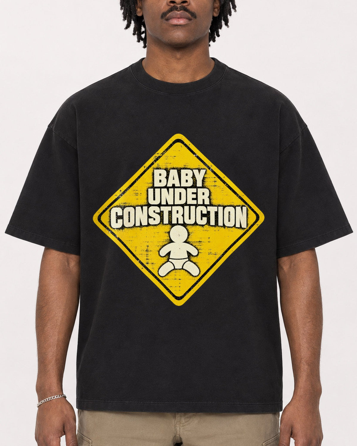 Mockup Boxy Heavyweight Tee Black male close-up 04