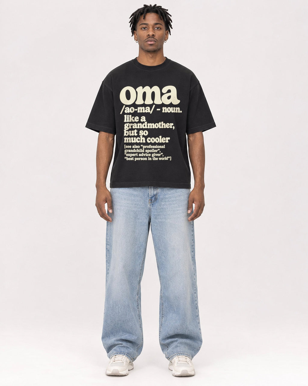 Mockup Boxy Heavyweight Tee Black male full-body 05