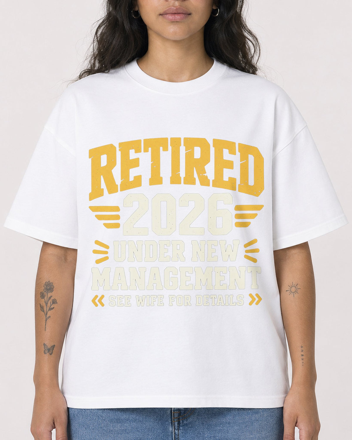Mockup Boxy Heavyweight Tee White female close-up 30