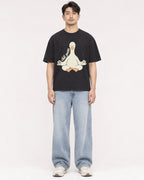 Mockup Boxy Heavyweight Tee Black male full-body 13