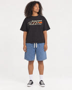 Mockup Boxy Heavyweight Tee Black female full-body 05