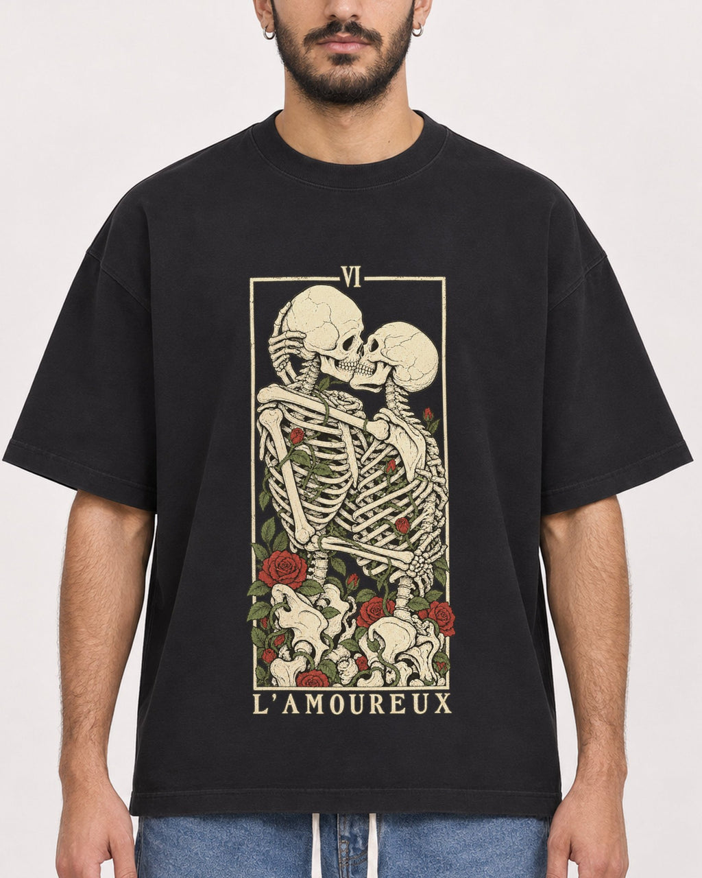 Mockup Boxy Heavyweight Tee Black male close-up 07