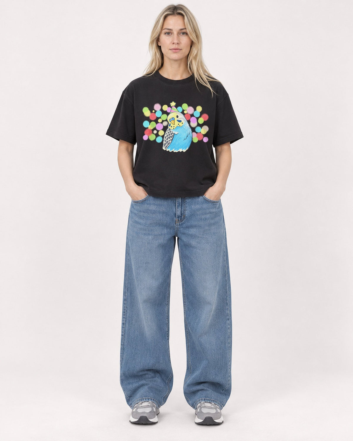 Mockup Boxy Heavyweight Tee Black female full-body 08