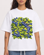 Mockup Boxy Heavyweight Tee White female close-up 06