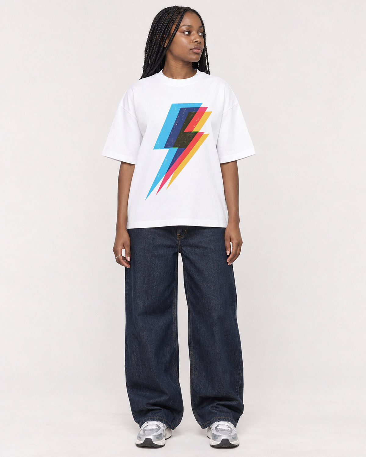 Mockup Boxy Heavyweight Tee White female full-body 04