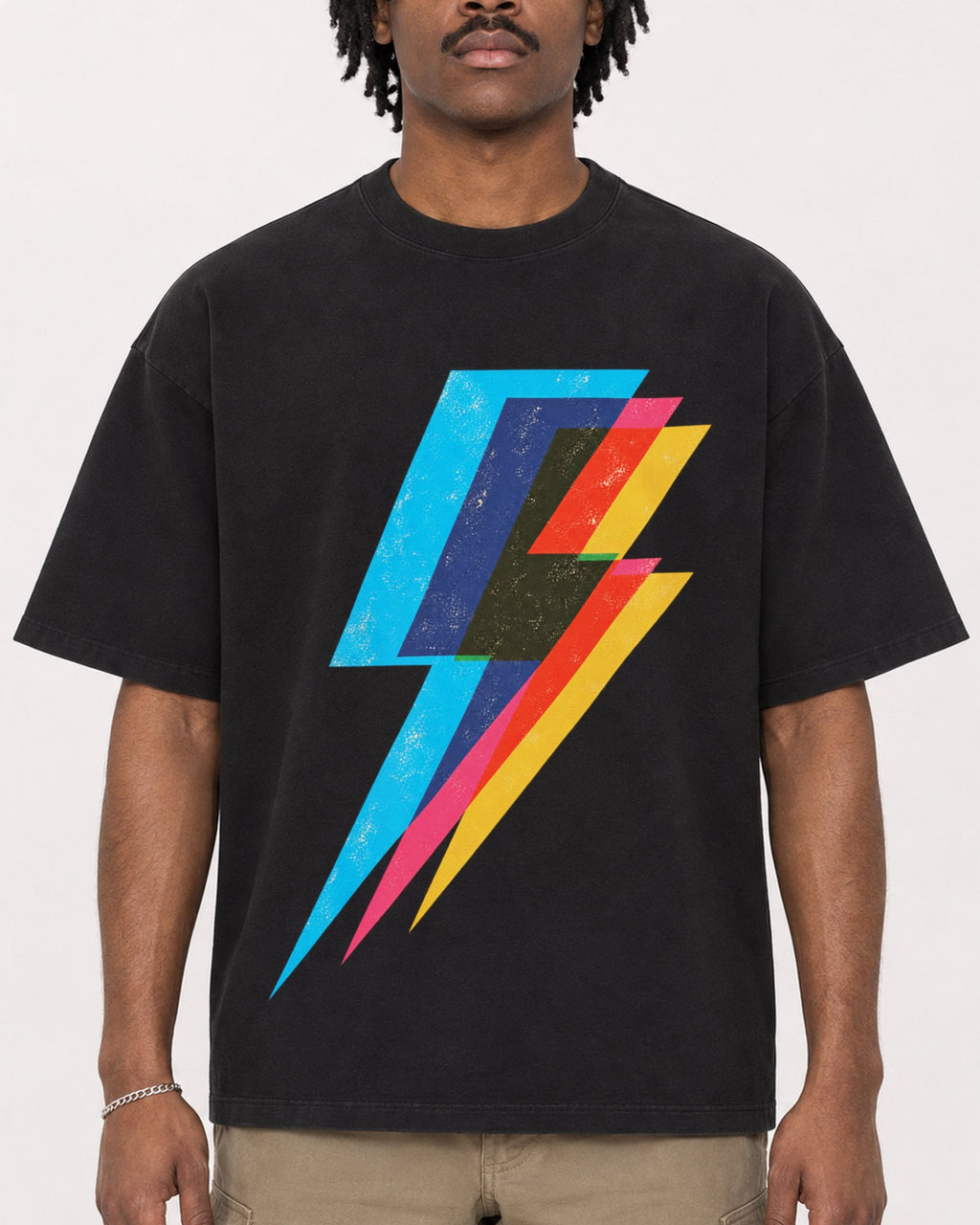 Mockup Boxy Heavyweight Tee Black male close-up 04