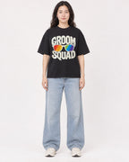 Mockup Boxy Heavyweight Tee Black female full-body 03