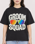 Mockup Boxy Heavyweight Tee Black female close-up 03