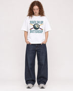 Mockup Boxy Heavyweight Tee White female full-body 09