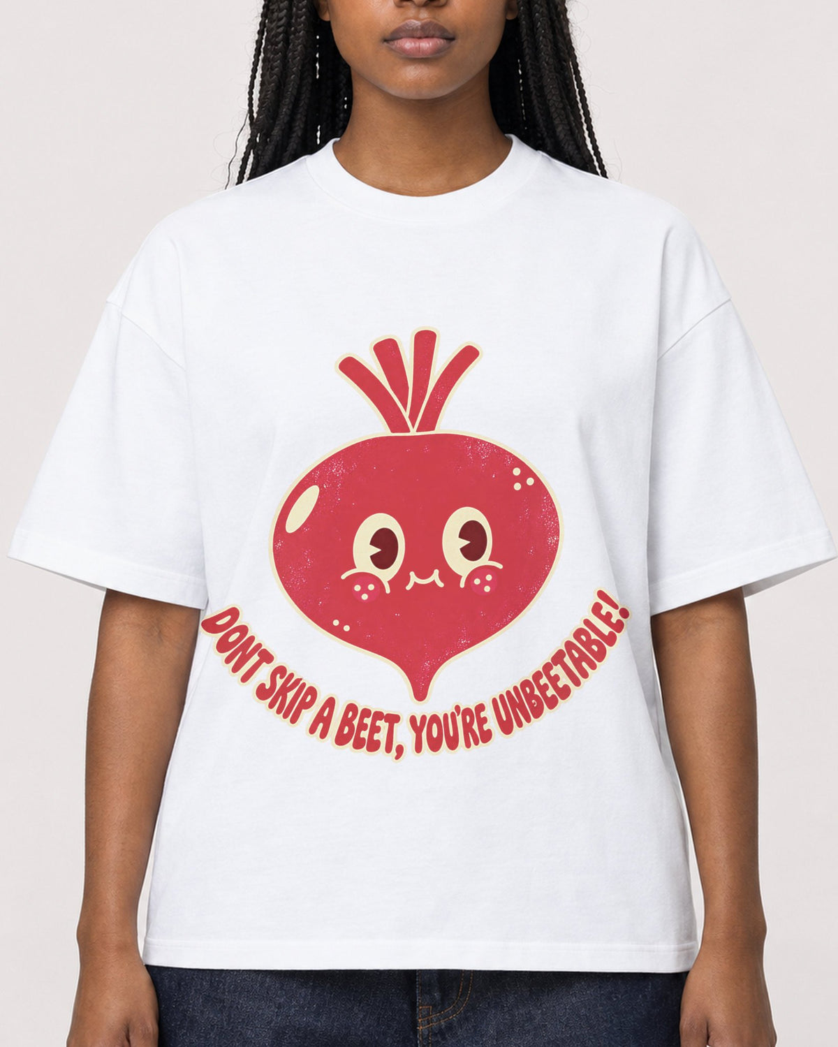 Mockup Boxy Heavyweight Tee White female close-up 04