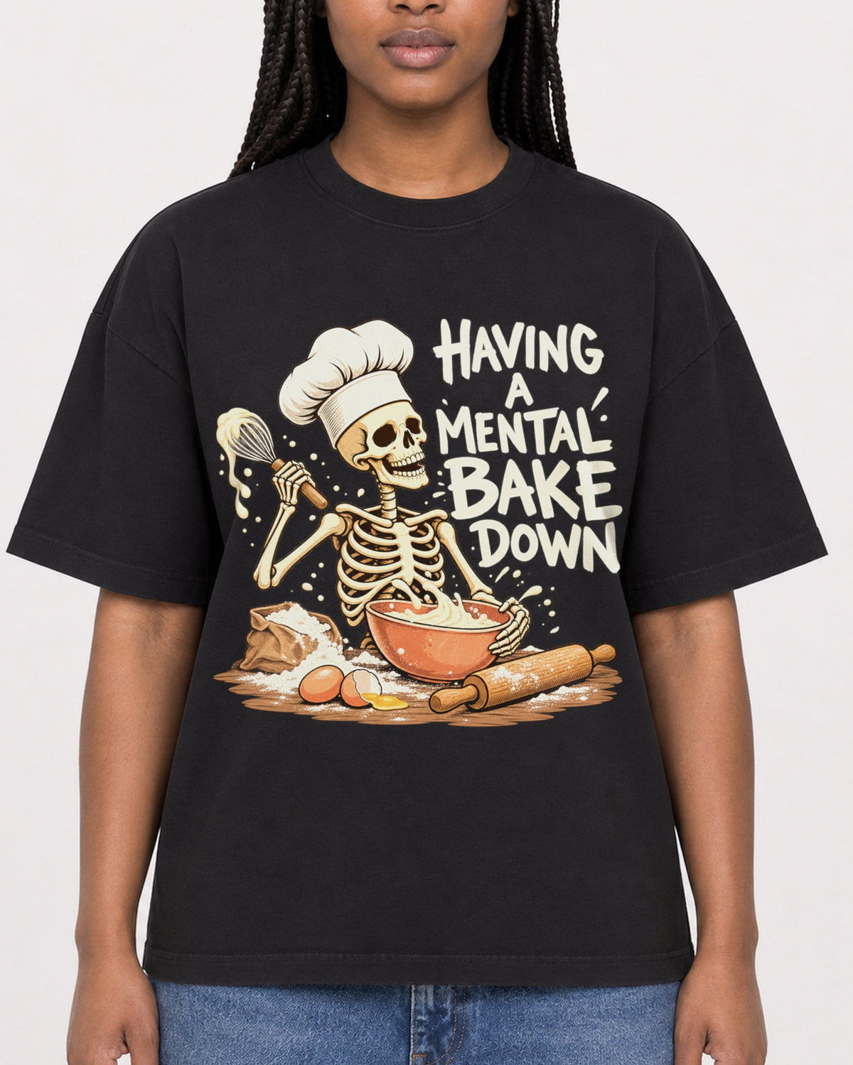 Mockup Boxy Heavyweight Tee Black female close-up 04