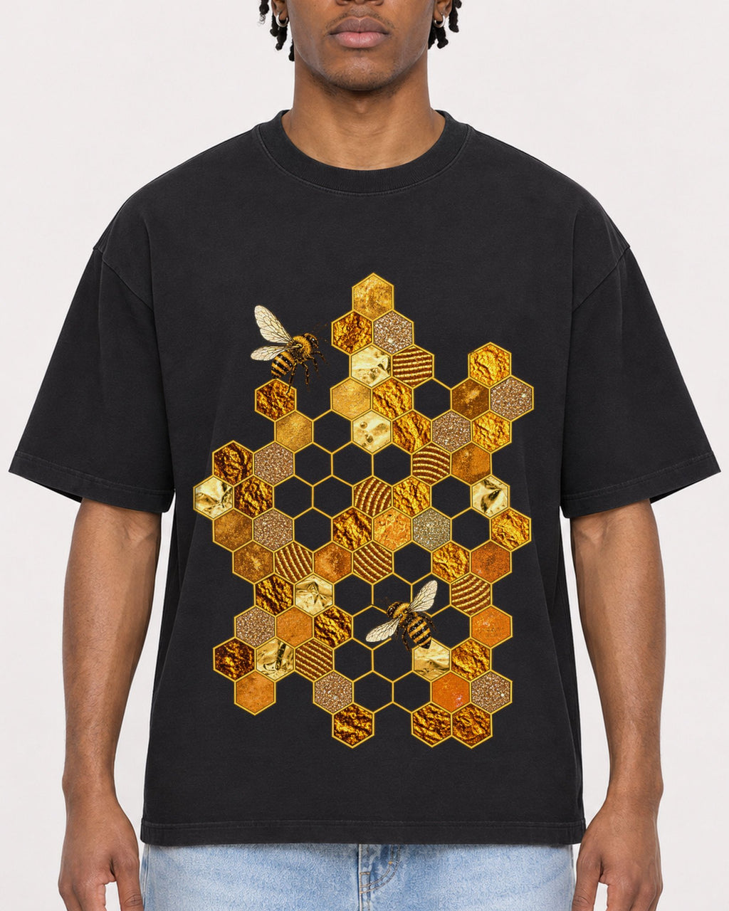 Mockup Boxy Heavyweight Tee Black male close-up 05
