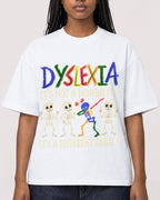 Mockup Boxy Heavyweight Tee White female close-up 04
