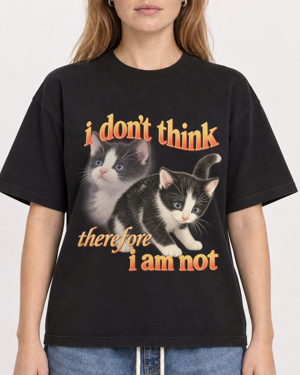 Mockup Boxy Heavyweight Tee Black female close-up 49